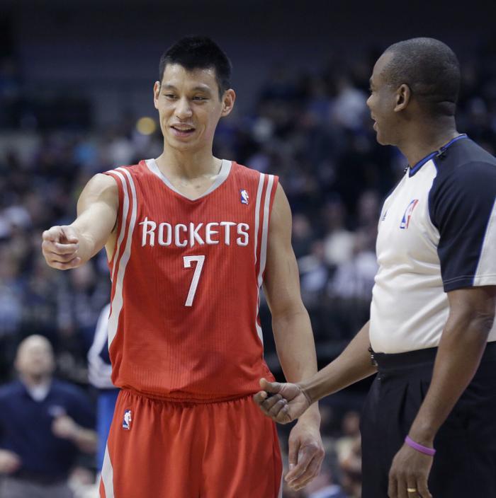 荆棘与荣光：林书豪的NBA长征路