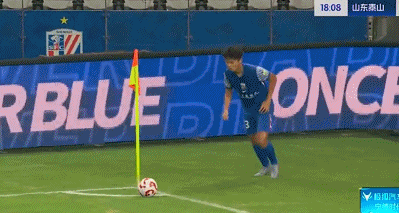 泰山6战不败！5战申花不胜，卡扎戴帽王大雷送点，延续3魔咒